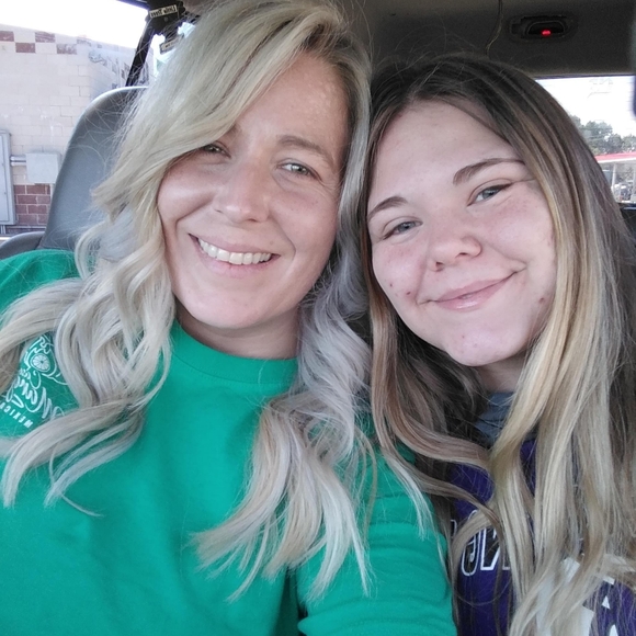 Meet your Posher, @bbrooklyn134 (Brooke) - Picture 8 of 8